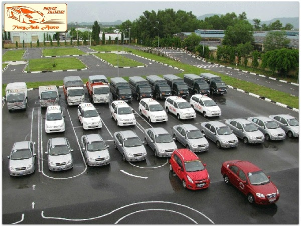Học bằng lái xe ô tô cấp tốc tại Hà Tĩnh